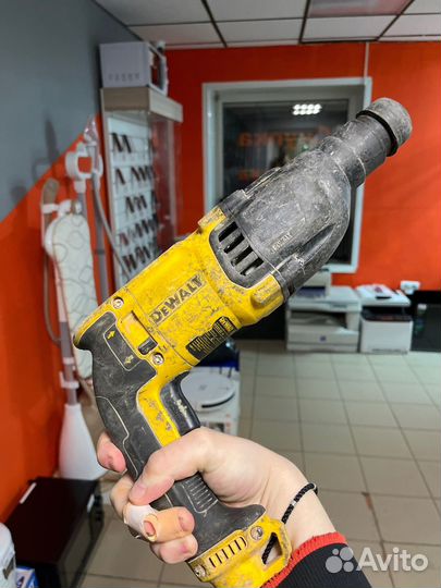 Перфоратор Dewalt d25133