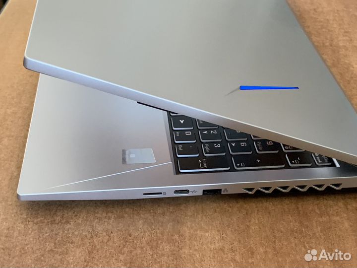 Игровой ноутбук i5 12450h, RTX 3050, 8Гб, 512 SSD