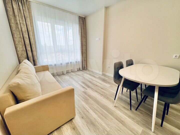 2-к. квартира, 65 м², 7/32 эт.