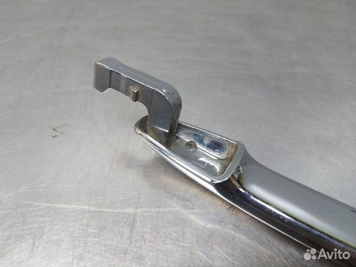 Ручка двери передняя левая Mitsubishi Outlander