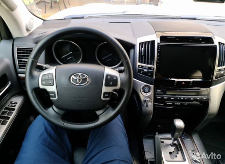 Магнитола Toyota Land Cruiser 200 (2007-15) Teyes