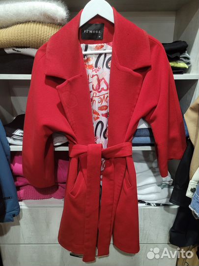 Пальто женское 42 44