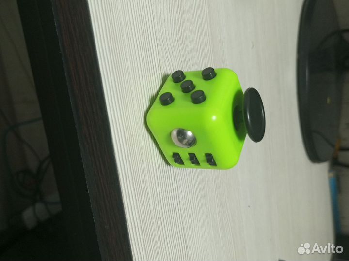 Кубик антистрес и игрушка для моторики