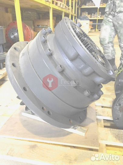 Редуктор поворота Doosan DX300LL 130401-00021A