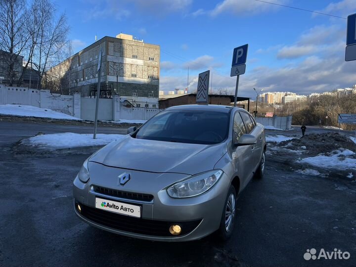 Renault Fluence 1.6 AT, 2011, 300 000 км