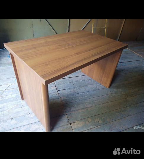 Стол офисный письменный компьютерный