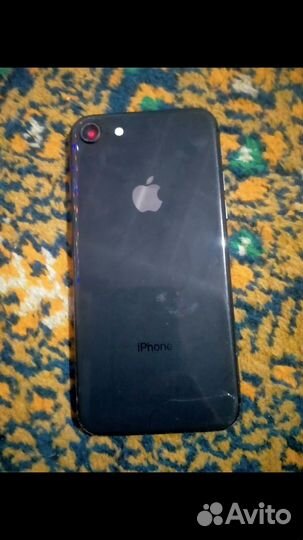 iPhone 8, 64 ГБ