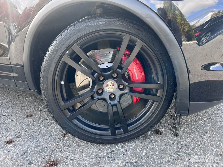 Porsche Cayenne Turbo, 2011