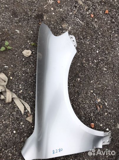 Крыло правое Фольксваген туарег 03-06