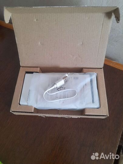 Портативный внешний аккумулятор Romoss