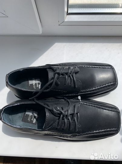 Туфли на мальчика новые