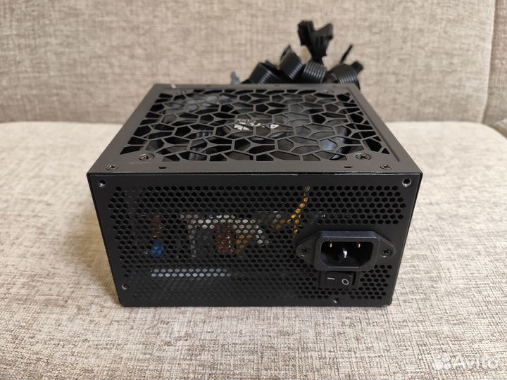 Блок питания AeroCool Aero White 700W
