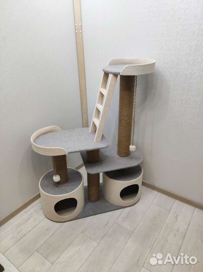 Домик с когтеточкой для кошек
