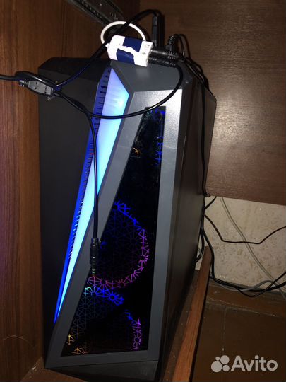 Игровой компьютер с монитором