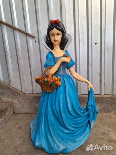 Декоративная фигура, статуэтка