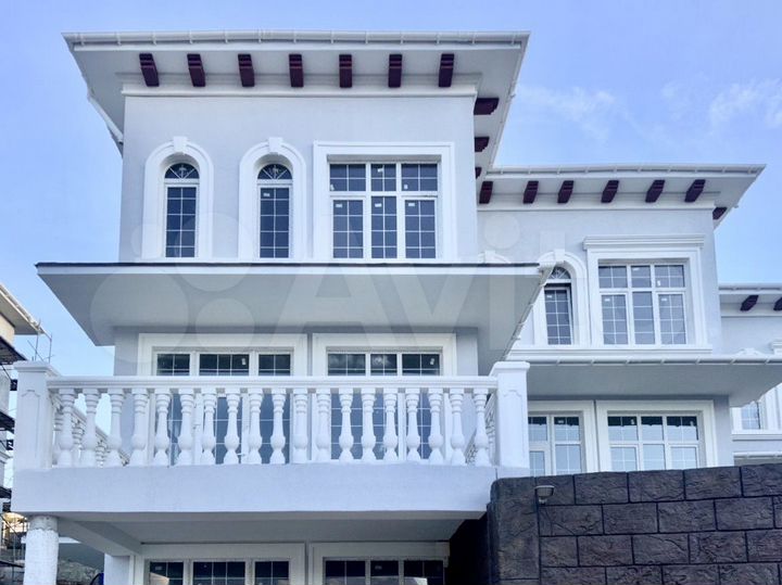 Дом 150 м² на участке 2,5 сот.