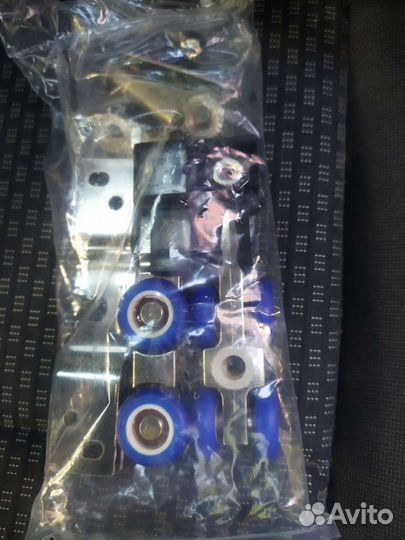 Комплект роликов для раздвижных дверей, шкафов