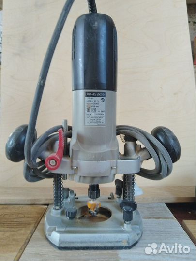 Фрезер интерскол