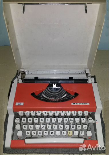 Машинка печатная в идеальном состоянии unis