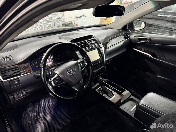 Toyota Camry 2.5 AT, 2015, 273 000 км