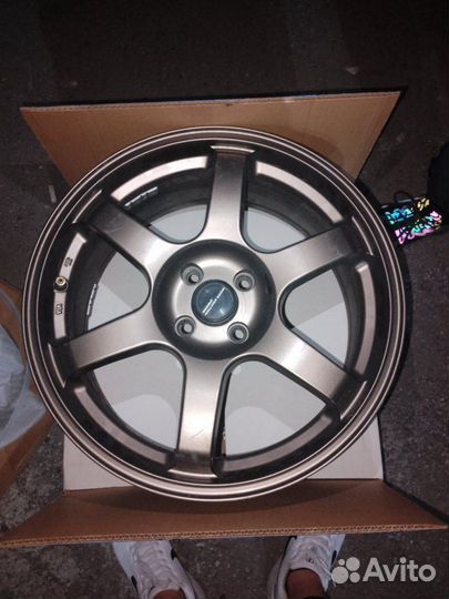 Диски Rays Volk Racing TE37