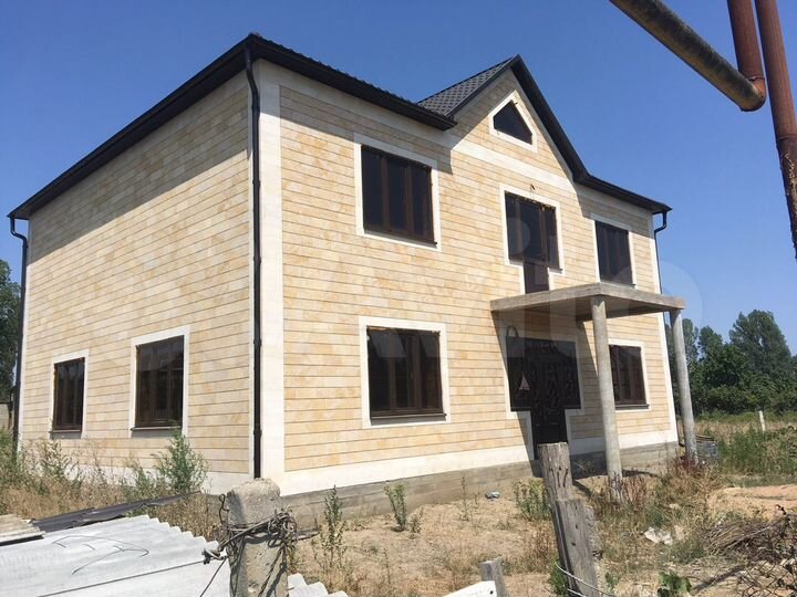 Дом 280 м² на участке 10 сот.