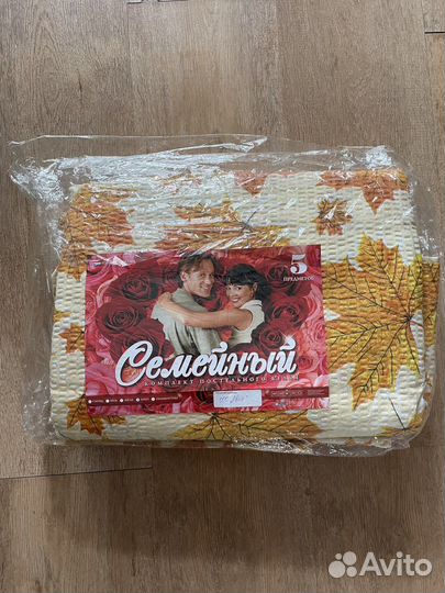 Комплект постельного белья семейный