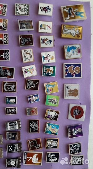 Значки зеркальные 110 штук