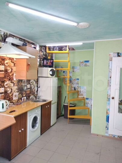 Гараж, > 30 м²