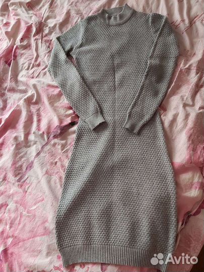 Платье вязаное