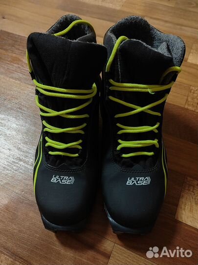 Лыжные ботинки 43 размер sns