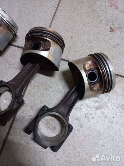 Поршня с шатунами ваз 21083