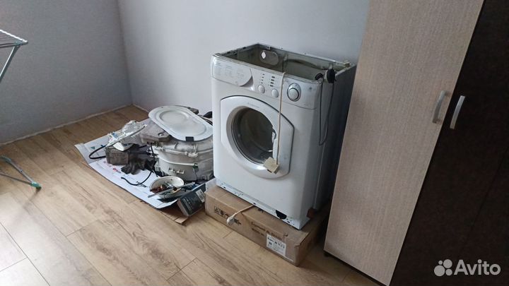 Стиральная машина Ariston avsl 88IT запчасти