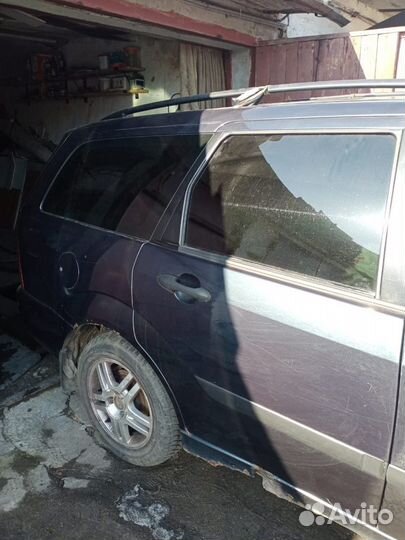 Ford Focus 2000-2001
