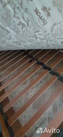 Спальный гарнитур