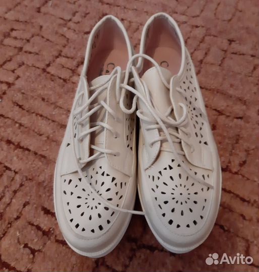 Женские туфли 38 размер