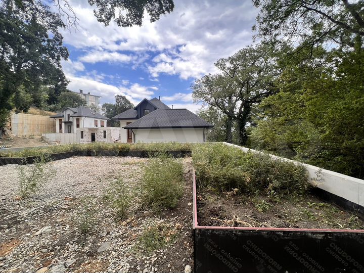 Дом 140 м² на участке 5 сот.