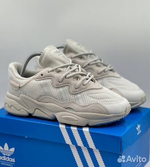 Кроссовки женские Adidas Ozweego