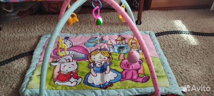 Развивающий коврик