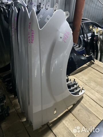 Крыло правое Mitsubishi Outlander Xl