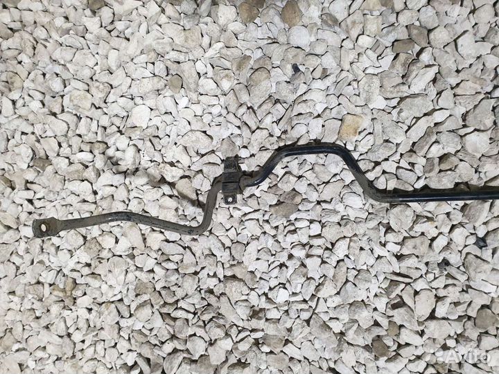 Стабилизатор задний Volkswagen Passat B5+