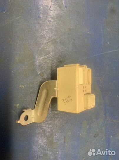 Реле toyota 85969-30010