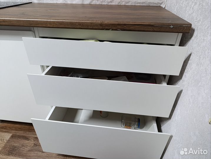 Кухонный гарнитур с техникой