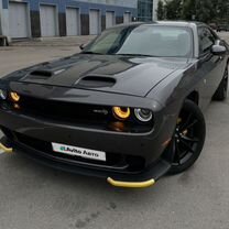 Dodge Challenger 3.6 AT, 2018, 87 000 км, с пробегом, цена 2 500 000 руб.