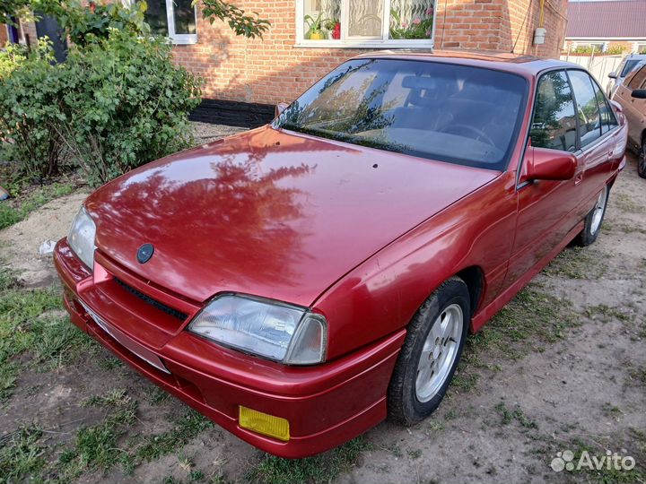 Opel Omega 3.0 МТ, 1988, 268 389 км