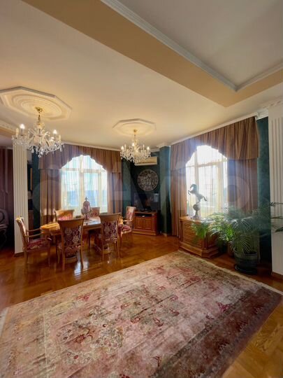 4-к. квартира, 698 м², 18/18 эт.
