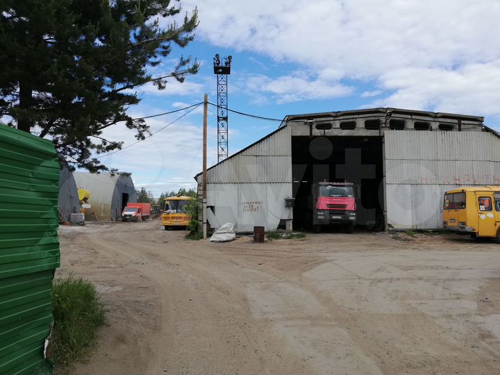 Машиноместо, > 30 м²