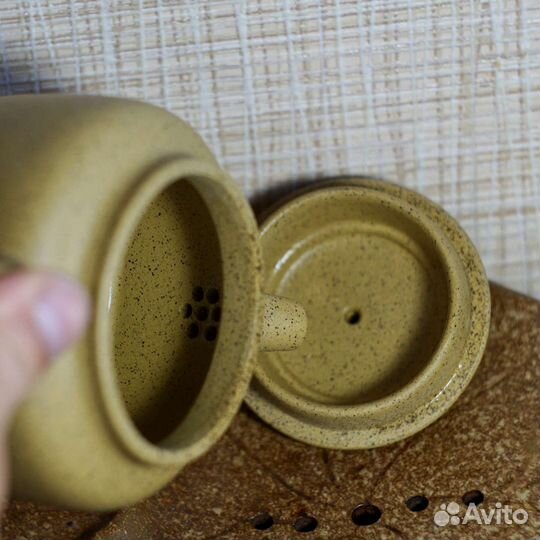 Чайник из исинской глины