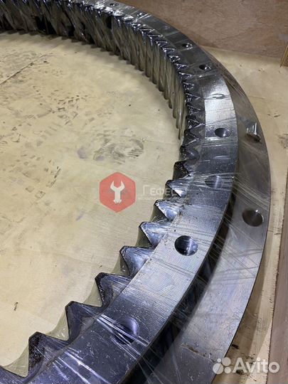 Опорно-поворотный круг Doosan DX400LC-5