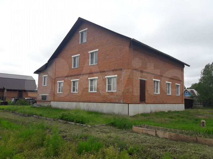 Дом 420 м² на участке 46 сот.